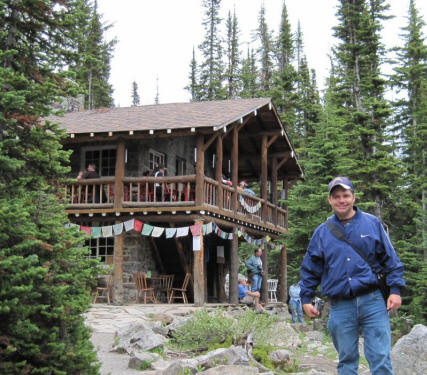 Plain of Six Glaciers Teahouse